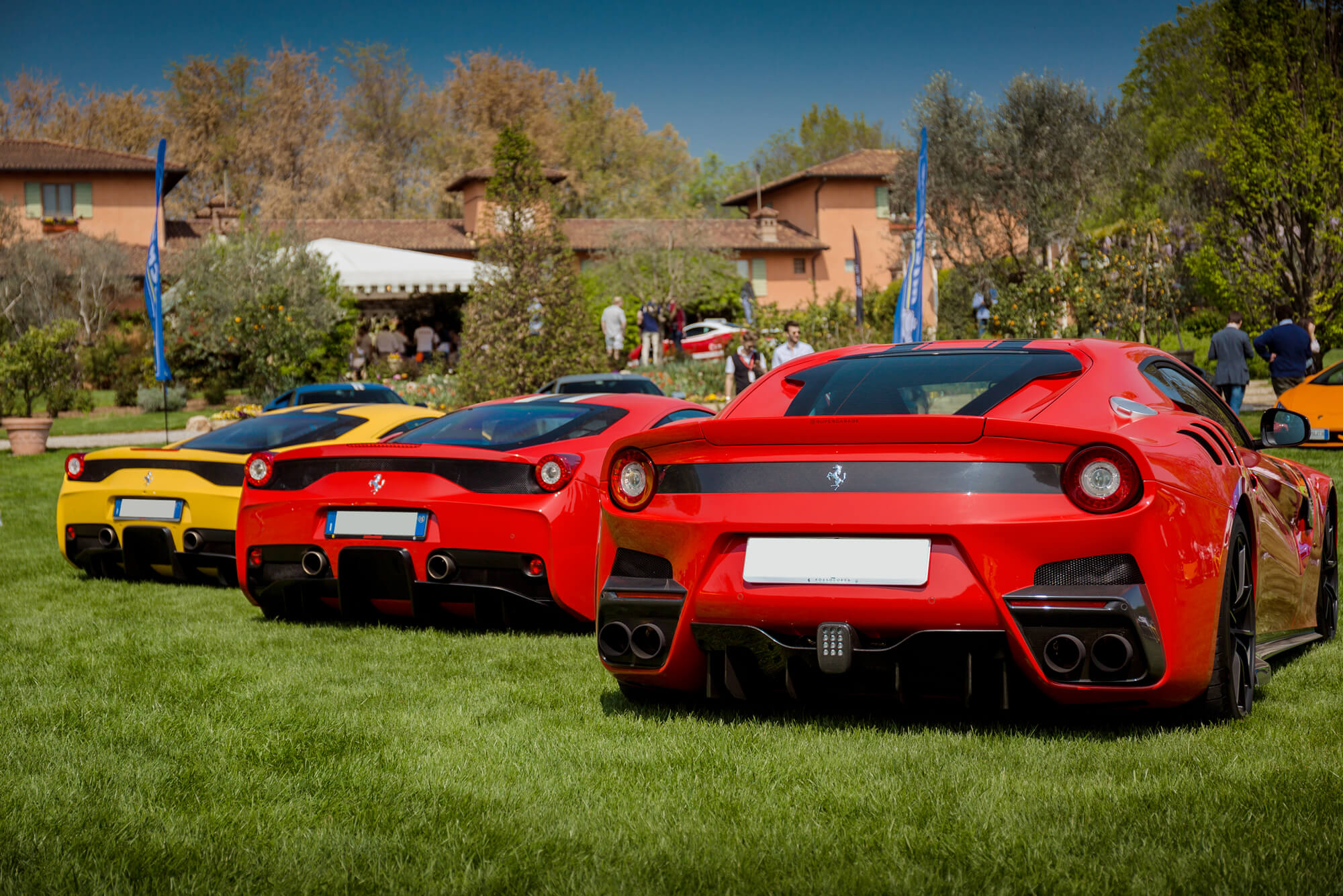 Cars Coffee Brescia 2017 Cars Coffee